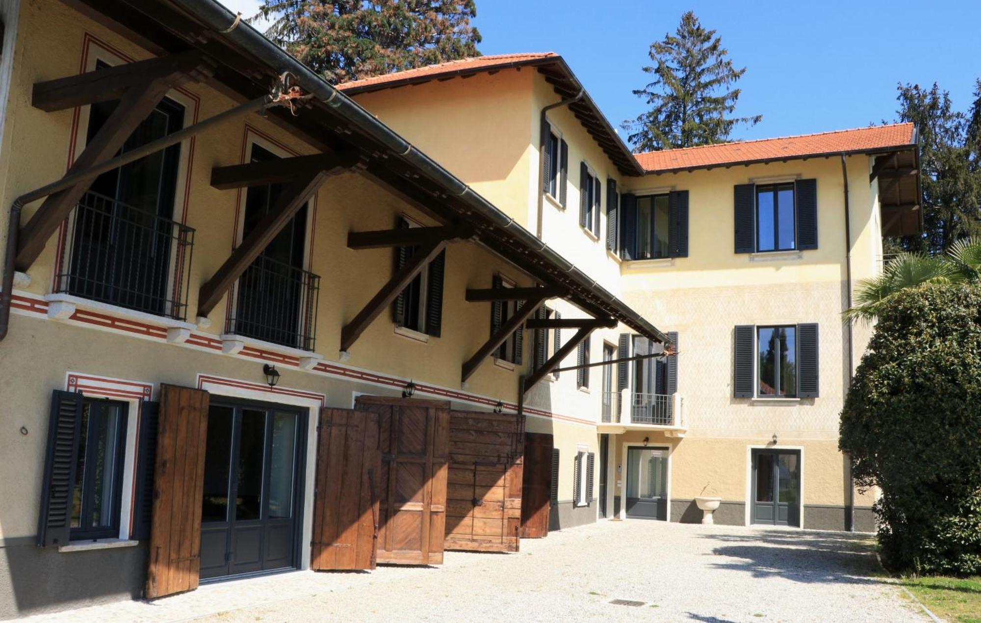Beach Villa Fiorina Ghiffa Buitenkant foto